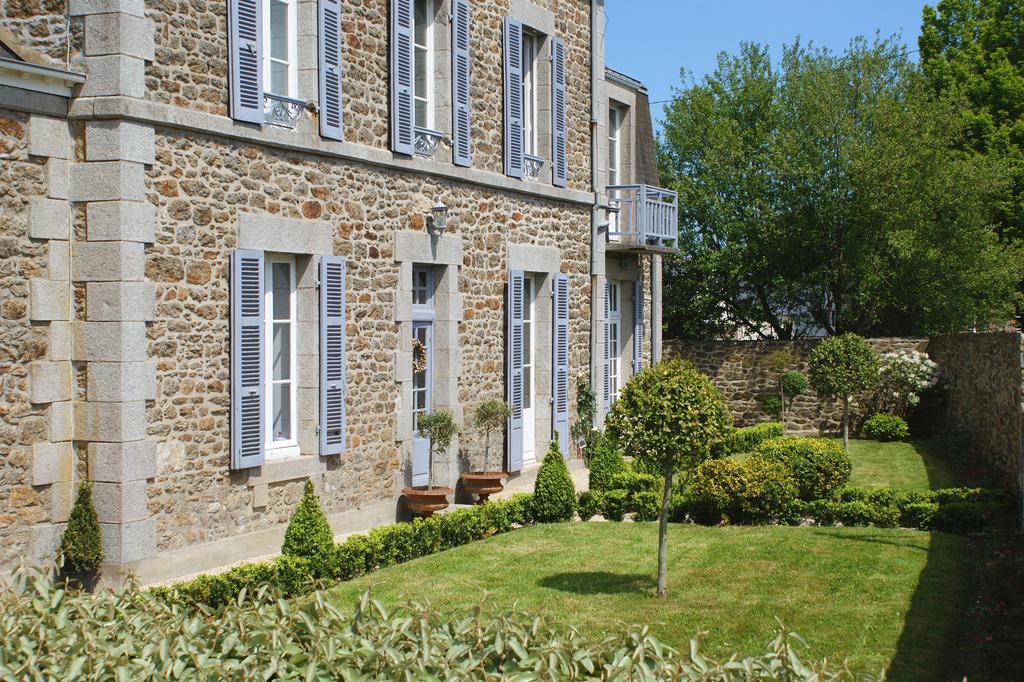 La Gougeonnais Hotel La Richardais Bagian luar foto